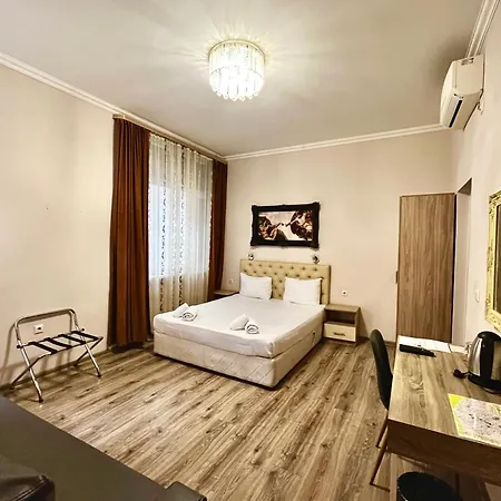 Damyanov House 3*