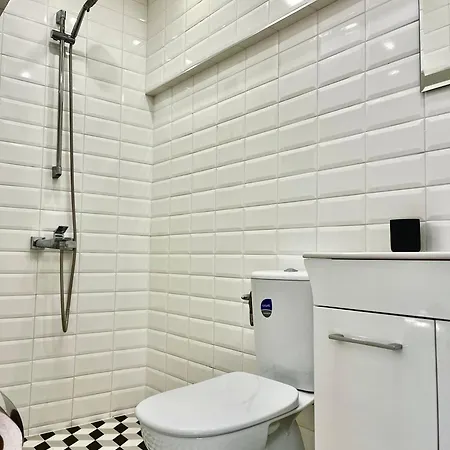 Konukevi Damyanov House 3*
