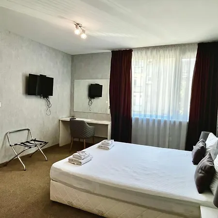 Damyanov House Konukevi